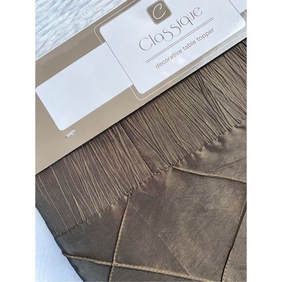 NWT SARO Lifestyle Brown Diamond Crinkle Pintuck 60”X60” Tablecloth - Picture 8 of 12